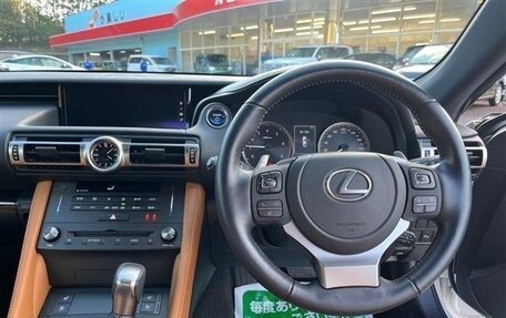 Lexus RC I рестайлинг, 2022 год, 3 100 001 рублей, 11 фотография