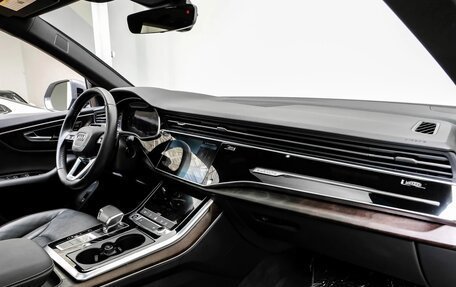 Audi Q8 I, 2021 год, 6 163 762 рублей, 13 фотография