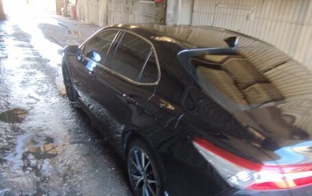 Toyota Camry, 2021 год, 3 800 000 рублей, 6 фотография