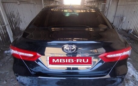 Toyota Camry, 2021 год, 3 800 000 рублей, 4 фотография