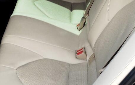 Toyota Camry, 2021 год, 3 800 000 рублей, 27 фотография
