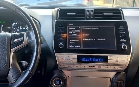 Toyota Land Cruiser Prado 150 рестайлинг 2, 2020 год, 5 750 000 рублей, 5 фотография