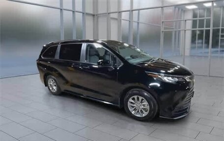 Toyota Sienna, 2022 год, 5 271 889 рублей, 10 фотография
