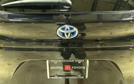 Toyota Sienna, 2022 год, 5 271 889 рублей, 25 фотография