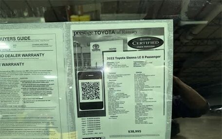 Toyota Sienna, 2022 год, 5 271 889 рублей, 32 фотография