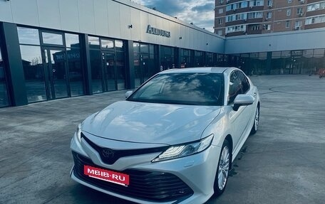 Toyota Camry, 2020 год, 3 050 000 рублей, 3 фотография