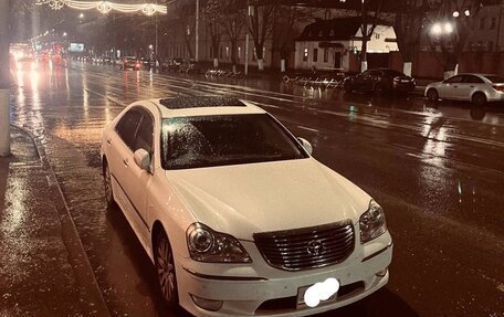 Toyota Crown Majesta, 2005 год, 800 000 рублей, 4 фотография