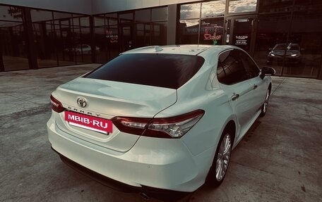 Toyota Camry, 2020 год, 3 050 000 рублей, 4 фотография