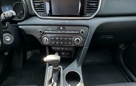 KIA Sportage IV рестайлинг, 2018 год, 1 970 000 рублей, 8 фотография