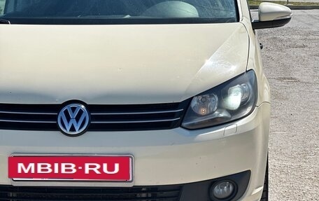 Volkswagen Touran III, 2015 год, 1 500 000 рублей, 6 фотография