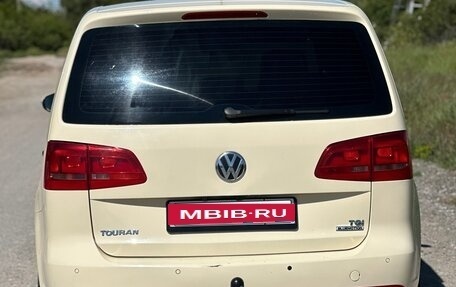 Volkswagen Touran III, 2015 год, 1 500 000 рублей, 5 фотография