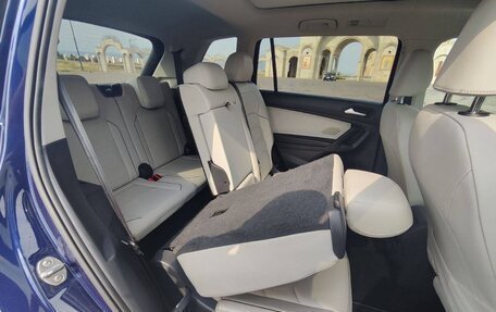 Volkswagen Tiguan II, 2021 год, 2 950 000 рублей, 8 фотография