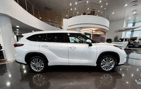 Toyota Highlander, 2025 год, 5 755 000 рублей, 8 фотография