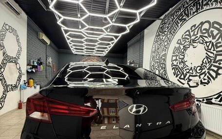 Hyundai Elantra VI рестайлинг, 2018 год, 1 676 500 рублей, 8 фотография