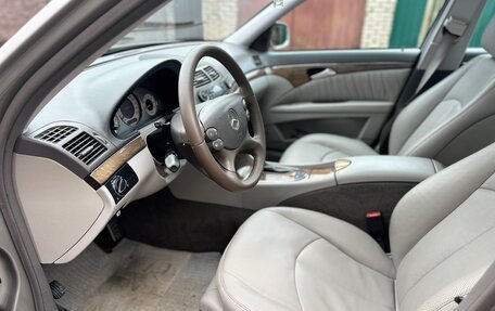 Mercedes-Benz E-Класс, 2008 год, 1 555 000 рублей, 16 фотография