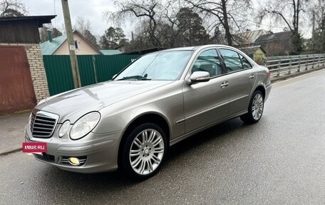 Mercedes-Benz E-Класс, 2008 год, 1 555 000 рублей, 40 фотография