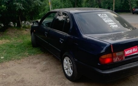 Nissan Primera II рестайлинг, 1991 год, 250 000 рублей, 3 фотография