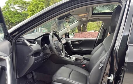 Toyota RAV4, 2021 год, 2 200 008 рублей, 17 фотография