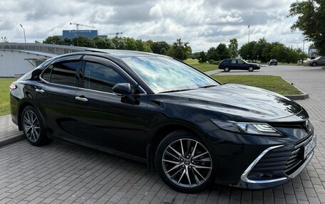 Toyota Camry, 2022 год, 3 390 000 рублей, 12 фотография