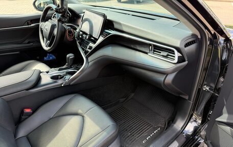 Toyota Camry, 2022 год, 3 390 000 рублей, 19 фотография
