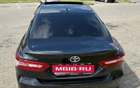 Toyota Camry, 2022 год, 3 390 000 рублей, 10 фотография