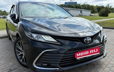 Toyota Camry, 2022 год, 3 390 000 рублей, 21 фотография
