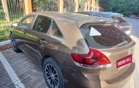 Toyota Venza I, 2013 год, 2 400 000 рублей, 2 фотография
