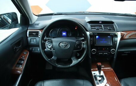 Toyota Camry, 2013 год, 1 650 000 рублей, 12 фотография