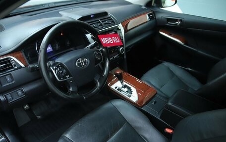 Toyota Camry, 2013 год, 1 650 000 рублей, 10 фотография