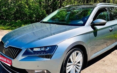 Skoda Superb III рестайлинг, 2017 год, 1 900 000 рублей, 2 фотография