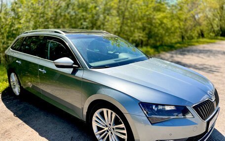 Skoda Superb III рестайлинг, 2017 год, 1 900 000 рублей, 6 фотография