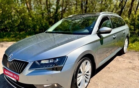 Skoda Superb III рестайлинг, 2017 год, 1 900 000 рублей, 3 фотография