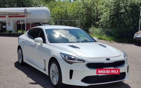 KIA Stinger I, 2018 год, 2 200 000 рублей, 6 фотография