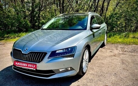 Skoda Superb III рестайлинг, 2017 год, 1 900 000 рублей, 4 фотография