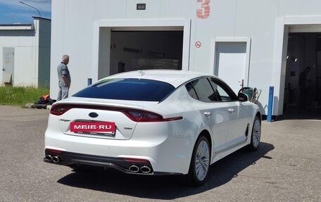 KIA Stinger I, 2018 год, 2 200 000 рублей, 3 фотография