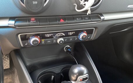 Audi A3, 2018 год, 1 720 000 рублей, 13 фотография