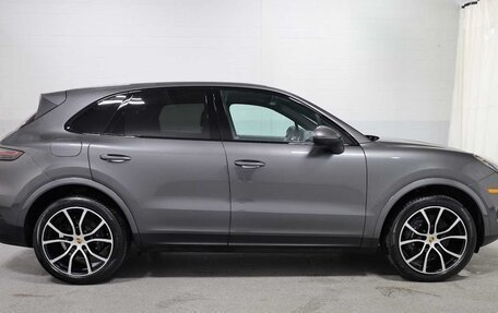 Porsche Cayenne III, 2022 год, 7 141 702 рублей, 3 фотография