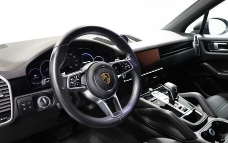 Porsche Cayenne III, 2022 год, 7 141 702 рублей, 8 фотография