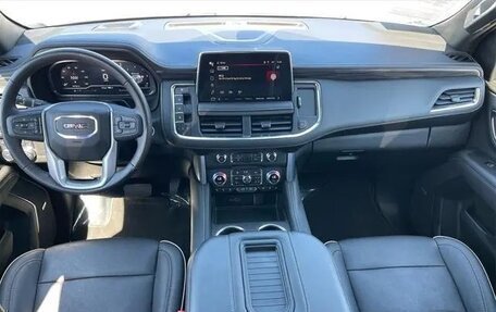 GMC Yukon IV, 2022 год, 7 280 000 рублей, 8 фотография