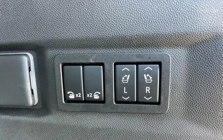 GMC Yukon IV, 2022 год, 7 280 000 рублей, 29 фотография