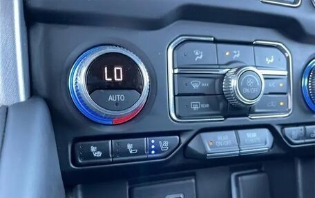 GMC Yukon IV, 2022 год, 7 280 000 рублей, 28 фотография