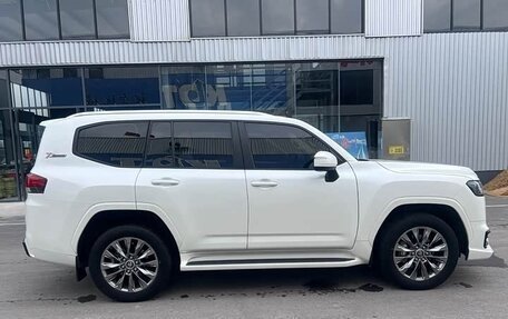 Toyota Land Cruiser, 2025 год, 10 950 000 рублей, 4 фотография