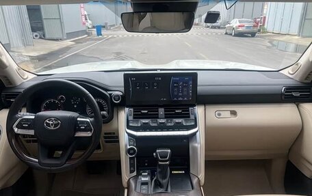 Toyota Land Cruiser, 2025 год, 10 950 000 рублей, 8 фотография
