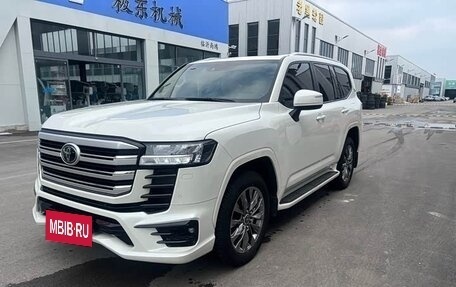 Toyota Land Cruiser, 2025 год, 10 950 000 рублей, 2 фотография