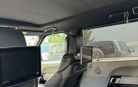 Land Rover Range Rover IV рестайлинг, 2015 год, 3 940 000 рублей, 9 фотография