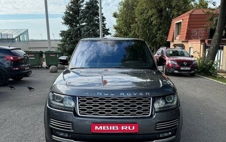 Land Rover Range Rover IV рестайлинг, 2015 год, 3 940 000 рублей, 2 фотография