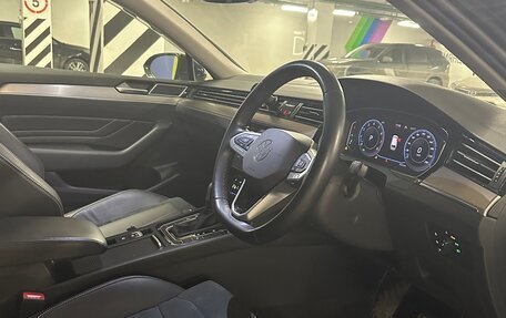 Volkswagen Passat B8 рестайлинг, 2021 год, 2 300 000 рублей, 6 фотография