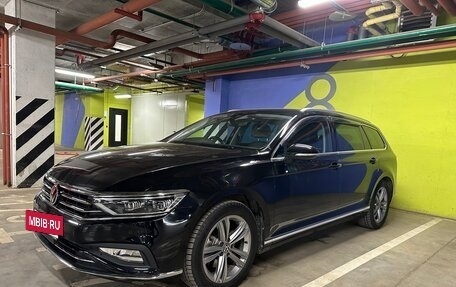 Volkswagen Passat B8 рестайлинг, 2021 год, 2 300 000 рублей, 5 фотография