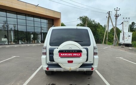 Mitsubishi Pajero IV, 2014 год, 2 600 000 рублей, 7 фотография