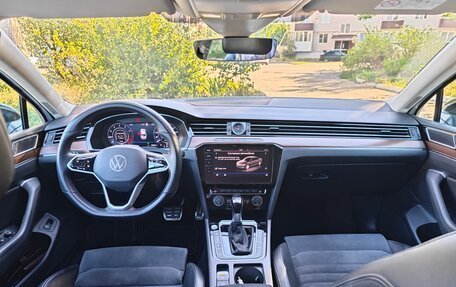 Volkswagen Passat B8 рестайлинг, 2016 год, 2 150 000 рублей, 11 фотография